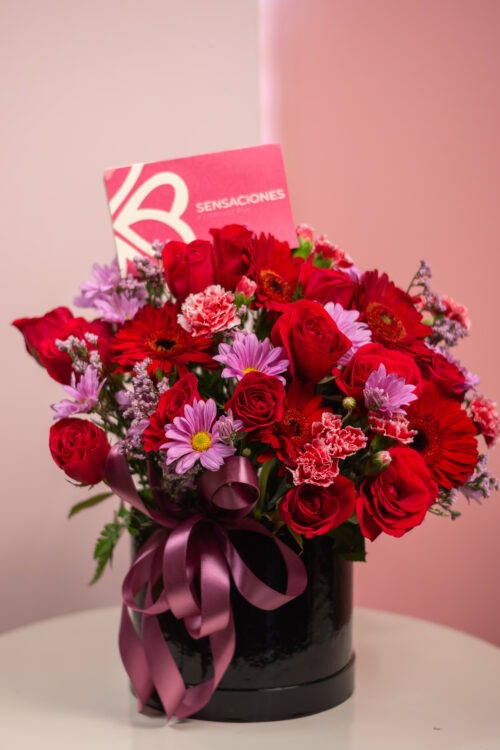 Caja de 12 rosas y 12 gerberas