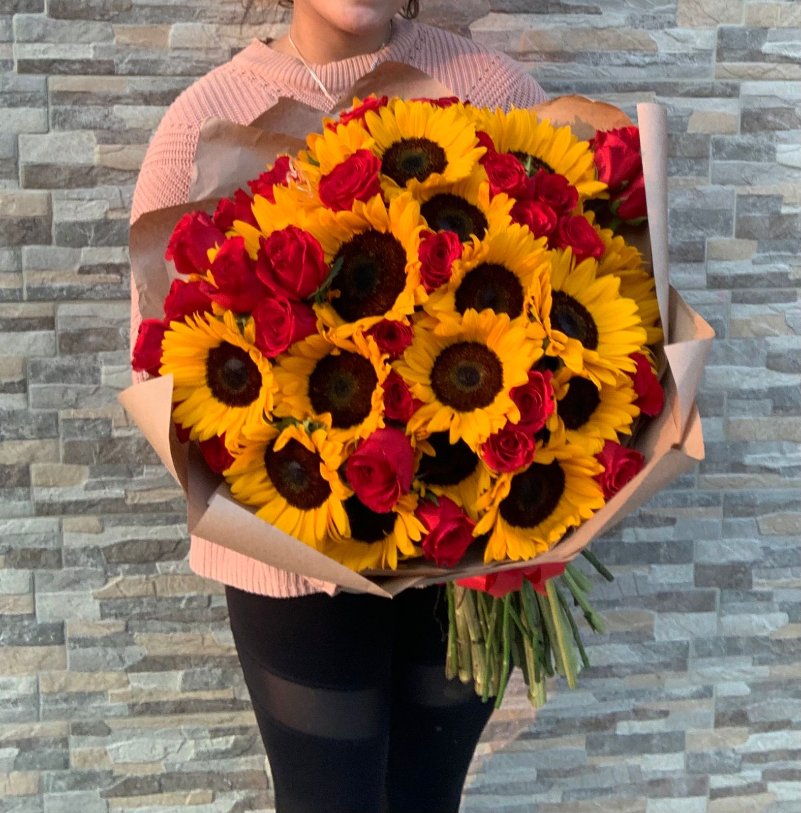 Ramo De Girasoles Y Rosas Floristería Sensaciones