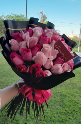 RAMO DE 35 ROSAS